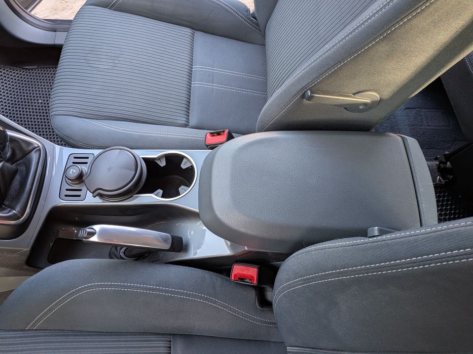 продам автомобіль Ford Cmax 2.0