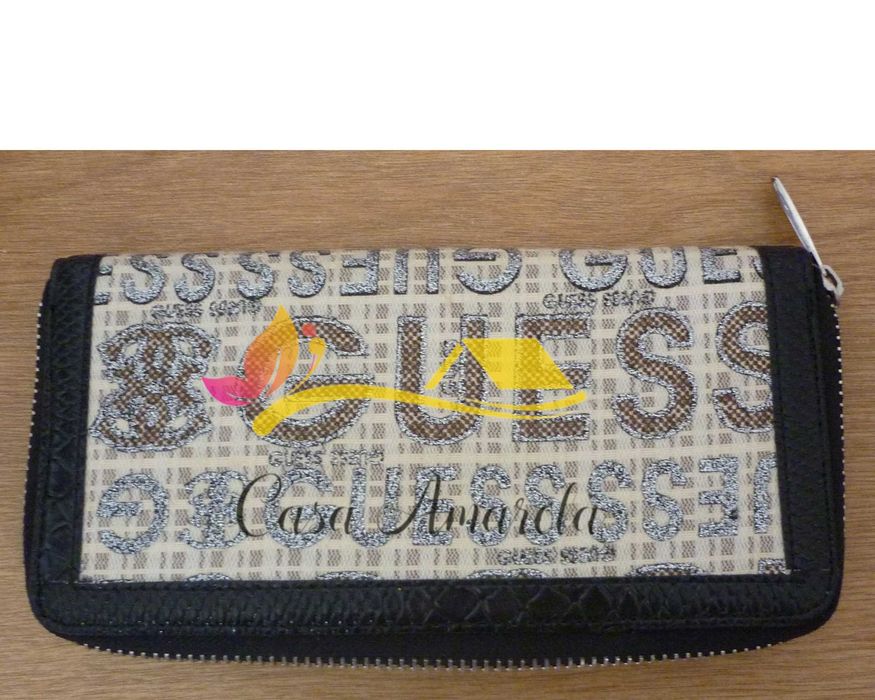 Carteira várias divisórias