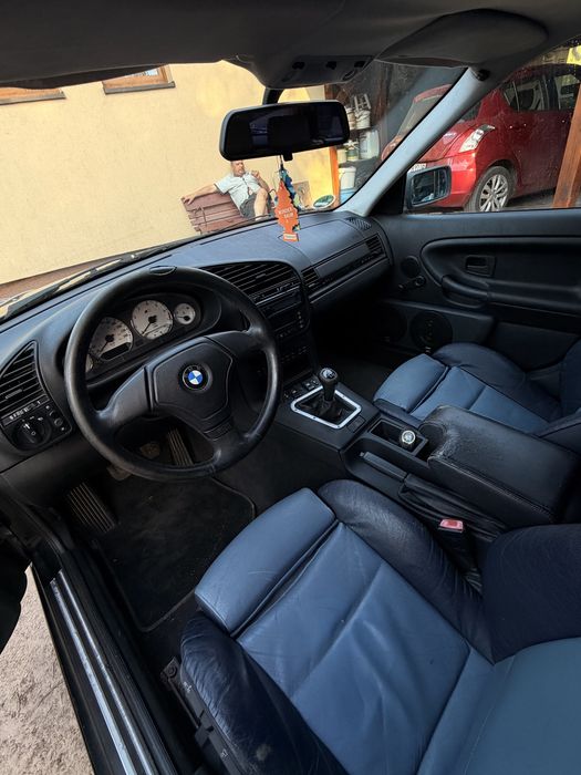 Sprzedam e36 touring 318i mpakiet