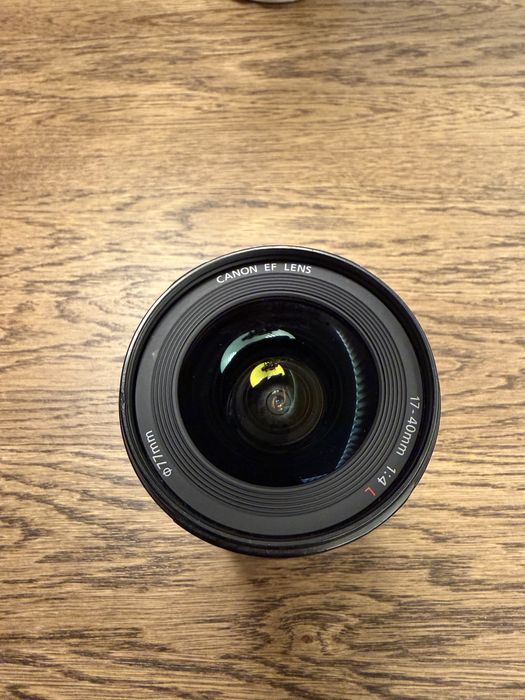 Canon EF 17-40mm f4 L profissional