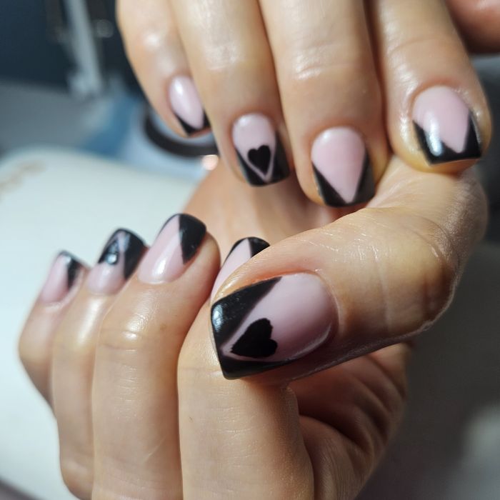 Modelka na paznokcie