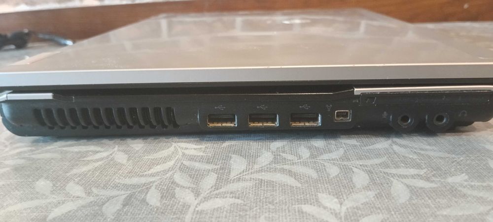 Продаю ноутбук HP EliteBook 8440p,1 ТБ HDD,Core i5,4GB RAM,пост-лизинг