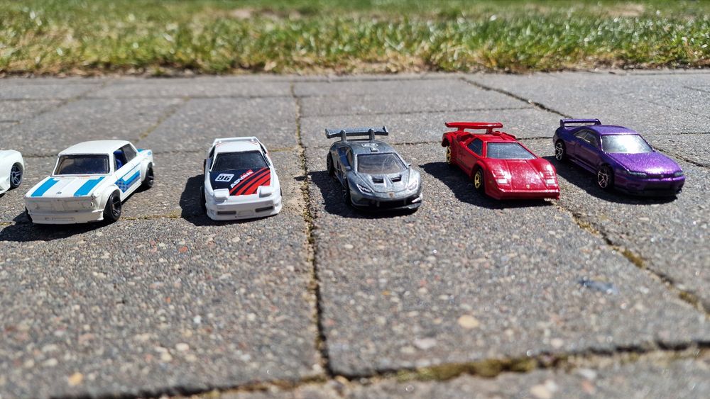 Resoraki 10 sztuk  HotWheels