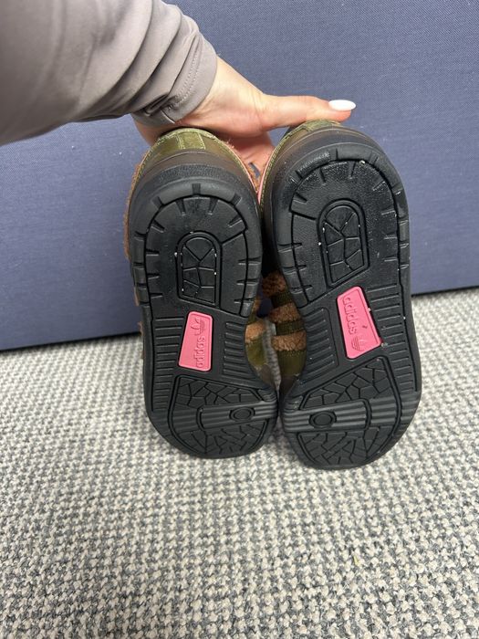 Кросівки adidas