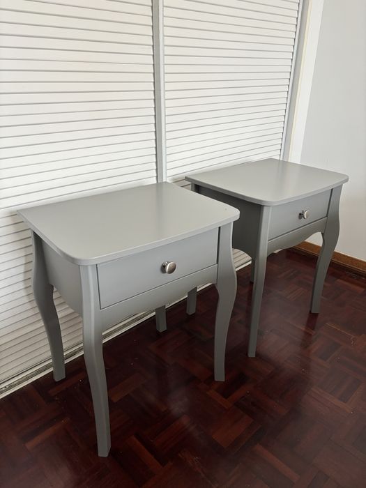 Conjunto mesa de cabeceira cinza (2 unidades)