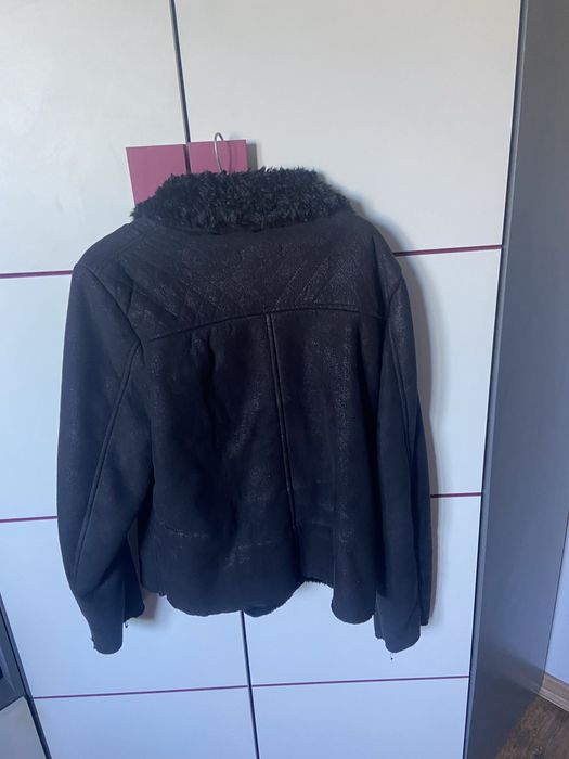 Czarne Futerko Kożuszek Sinsay M Viral Coquette Jesień Zima Hit