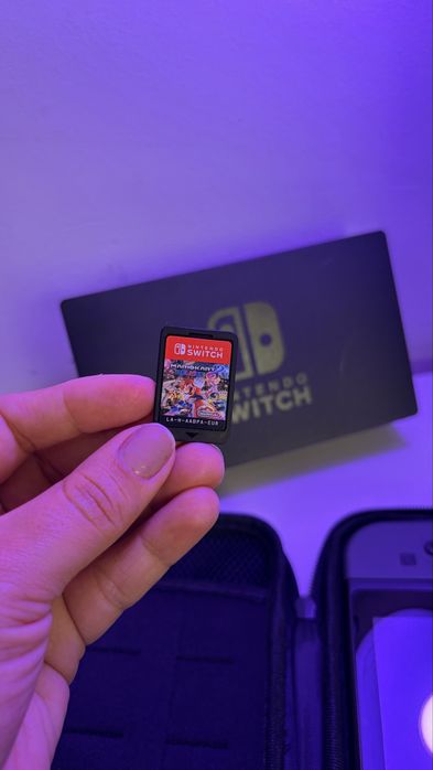 Nintendo Switch Completo + Mario Kart 8 Deluxe – Excelente Estado