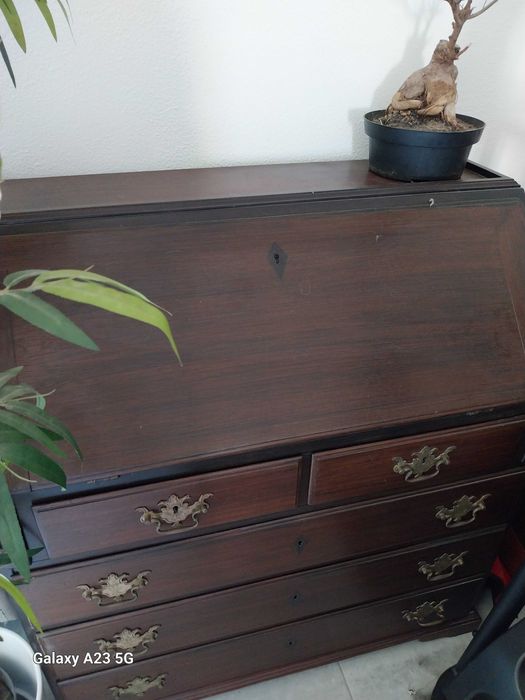 Escrevaninha  para venda