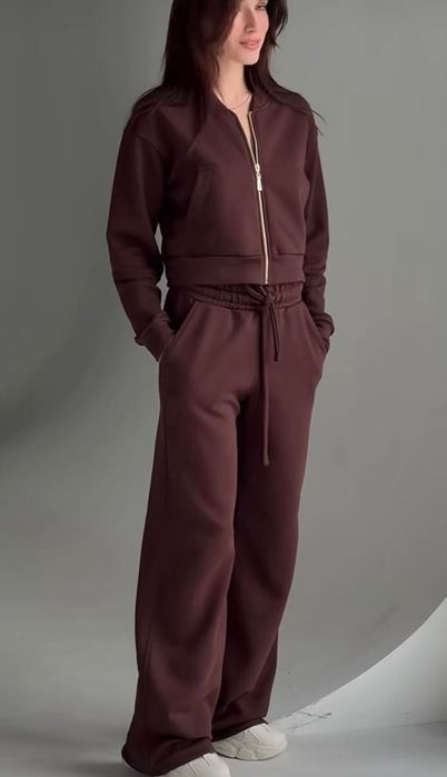 Стильний спортивний костюм. НЕ кошлатиться.