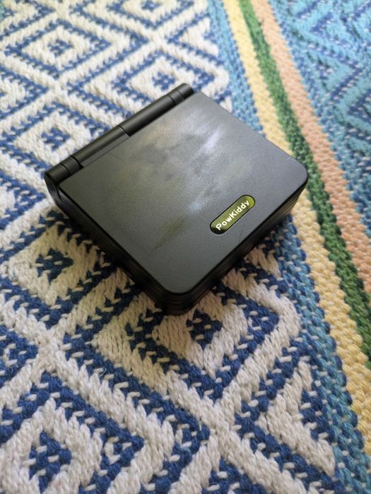 Powkiddy V90 + 2 Baterias (consola retro)