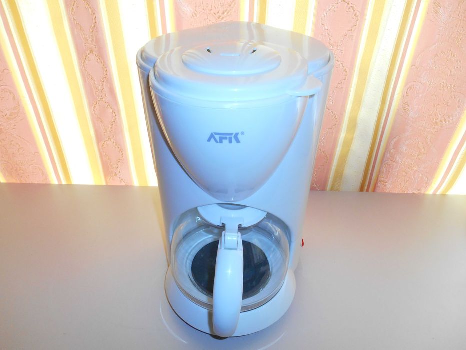 Кофеварка Чаеварка С Подогревом: 550 Грн. - Кофеварки / Кофемолки.