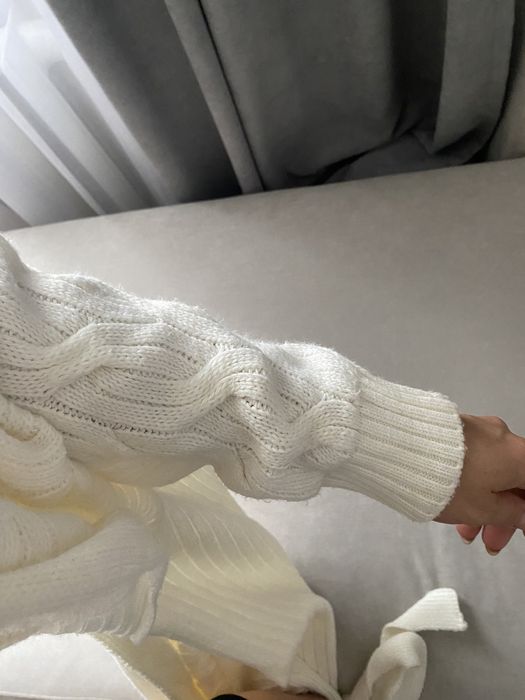 Вязана біла кофта светр S