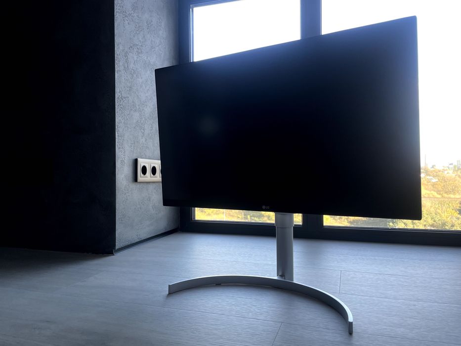 LG 27UL850 4k type-c