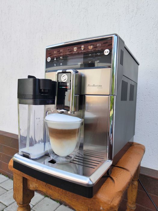 Кавомашина кофемашина Saeco Picobaristo Deluxe SM5573 новий молочник
