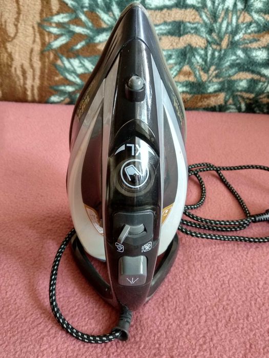 Праска Tefal TurboPro Anti-Calc FV 5655 Режим Turbo Boost Підошва з функцією самоочищення Durilium AirGlide AutoClean рабочий Утюг с паром