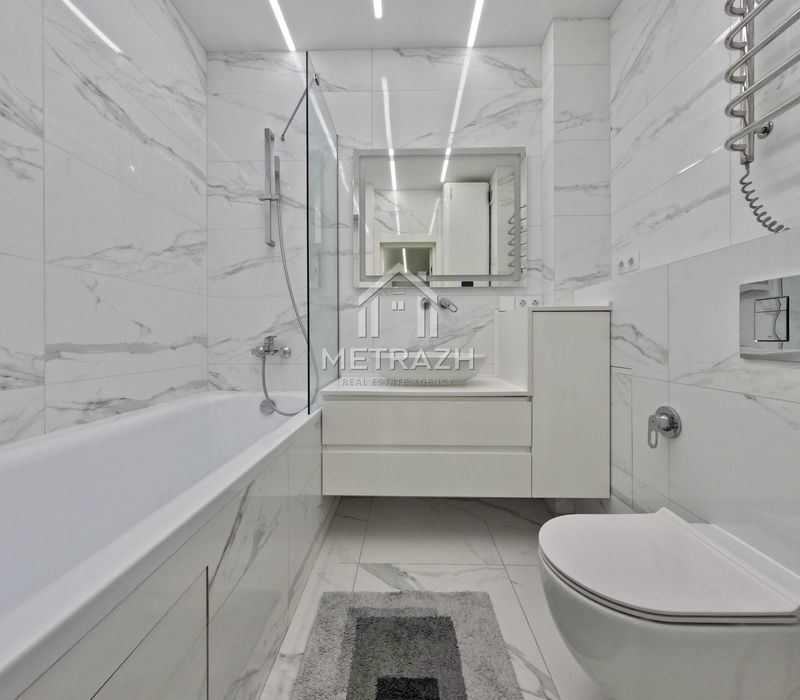 Продам 2х комнатную квартиру ЖК Пролисок(22020)