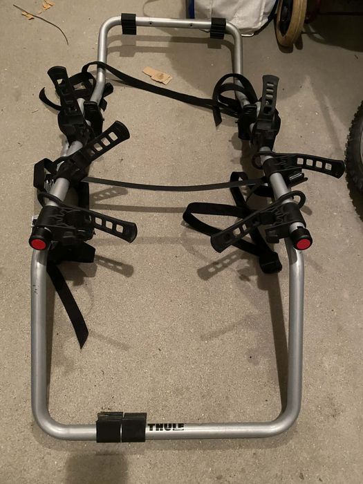 Bagażnik rowerowy na tylną klapę samochodu na 3 rowery Thule