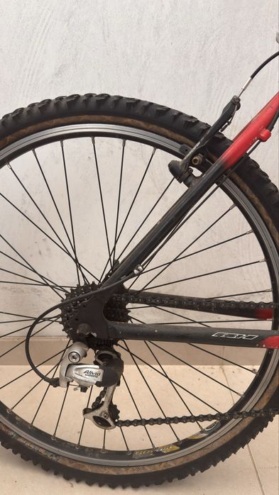 Bicicleta com suspensao ar