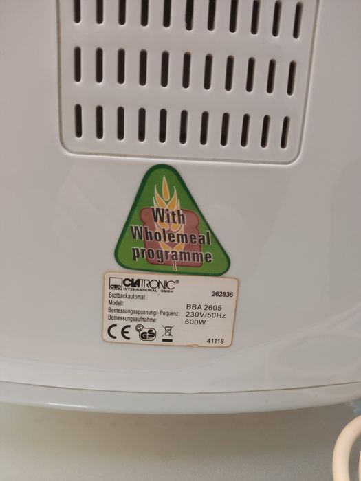 Máquina de fazer pão, marca Clatronic