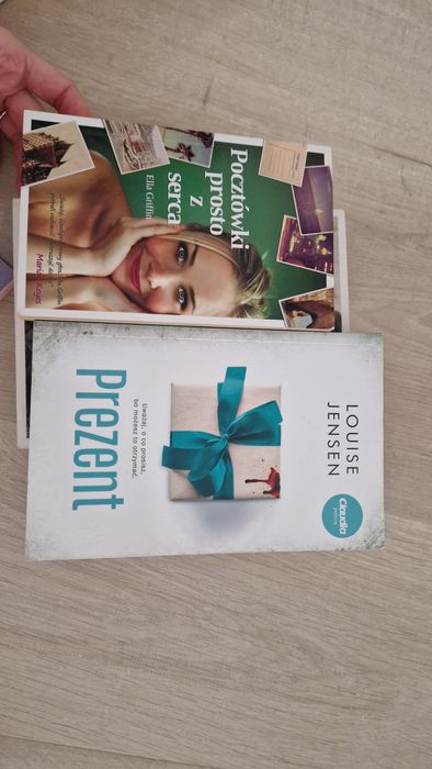 Książka  Prezent Louise Jensen i Pocztówki prosto z serca