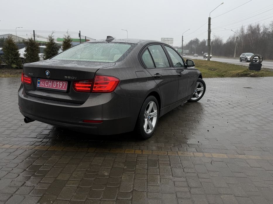 Bmw 320 xdrive.