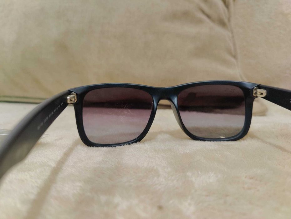 Óculos de sol Ray-ban em bom estado e originais