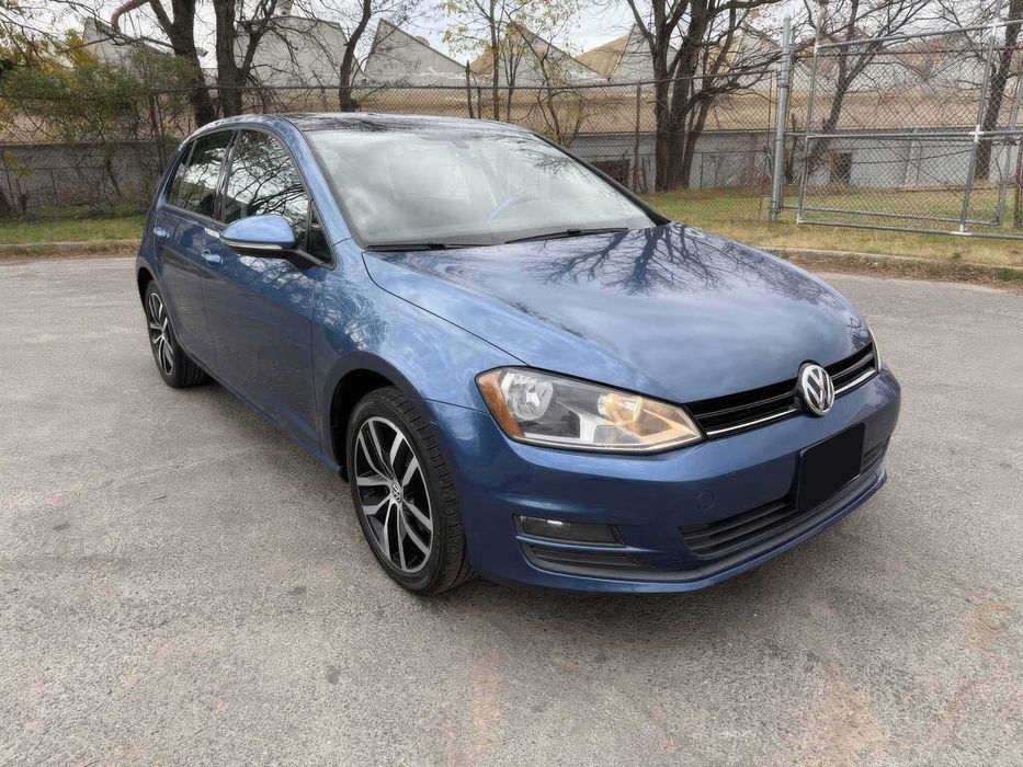 Volkswagen Golf SE 4-Door      2016