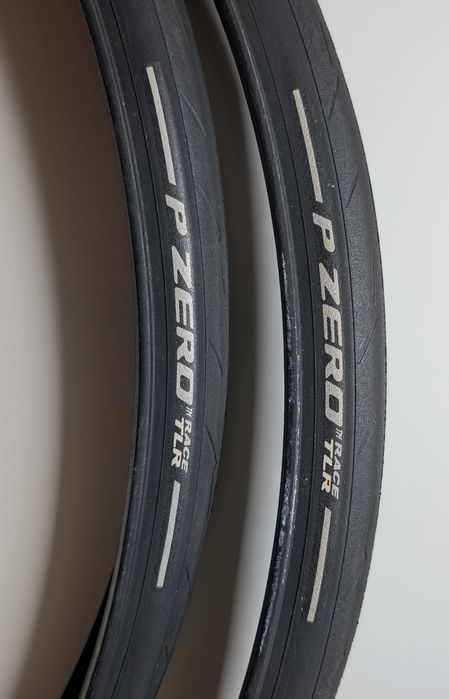Nowe opony Pirelli P Zero Race TLR 700x26C czarne 2 szt