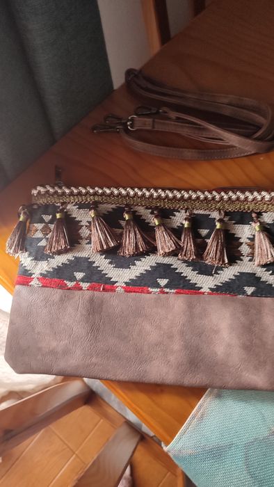 Mala de mão/ombro 9€