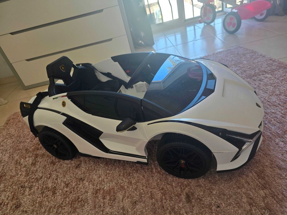 Lamborghini criança >3a