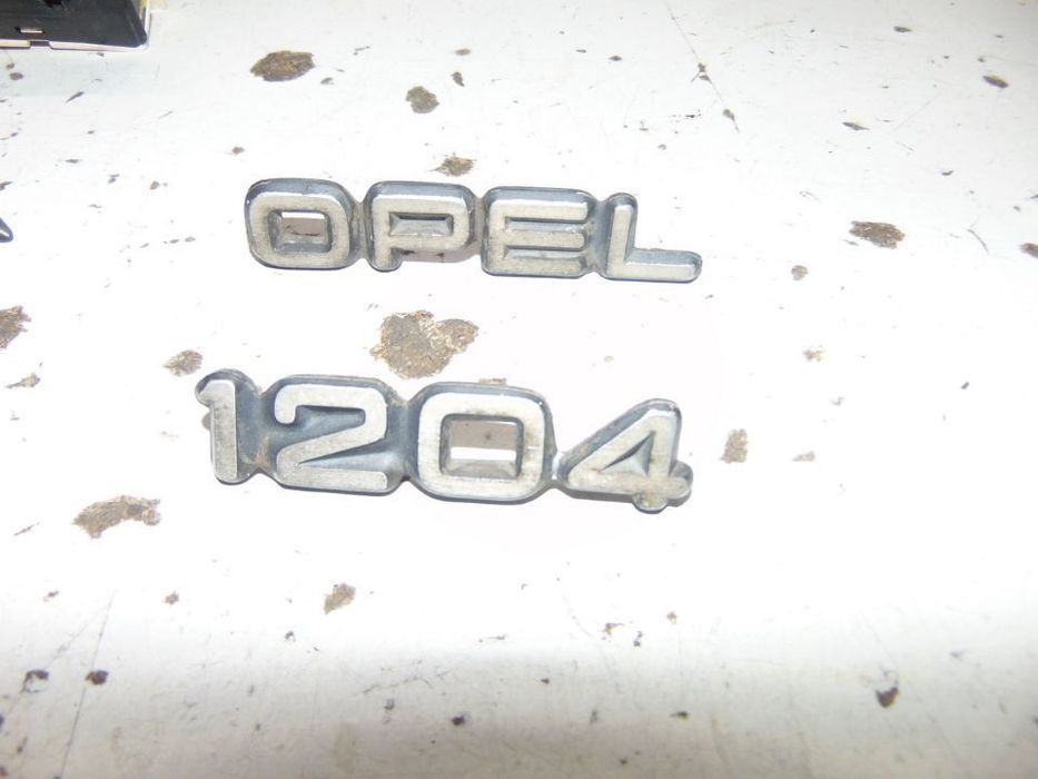 Opel várias pequenas peças
