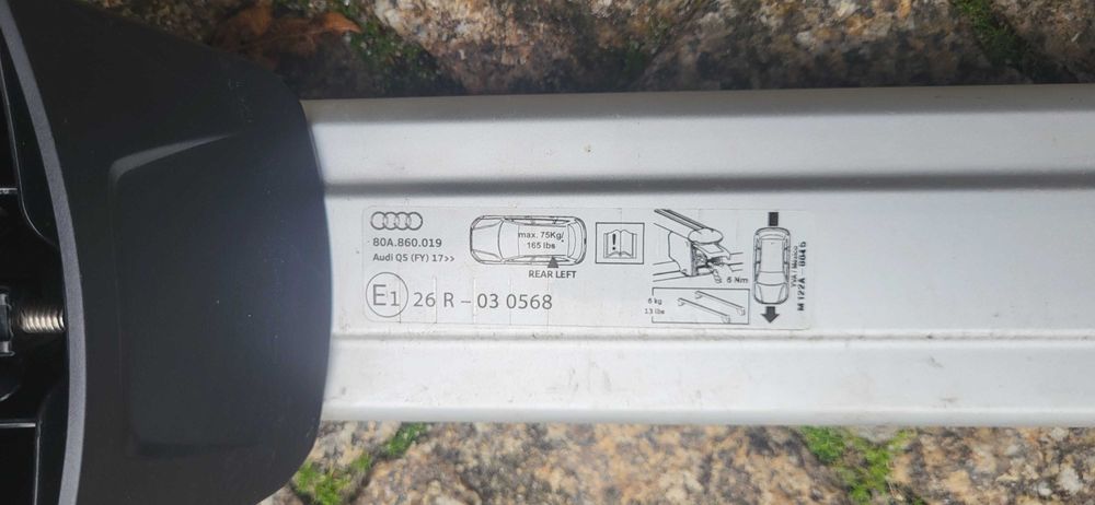 Oryginalne belki dachowe Audi Q5 80A.860.019