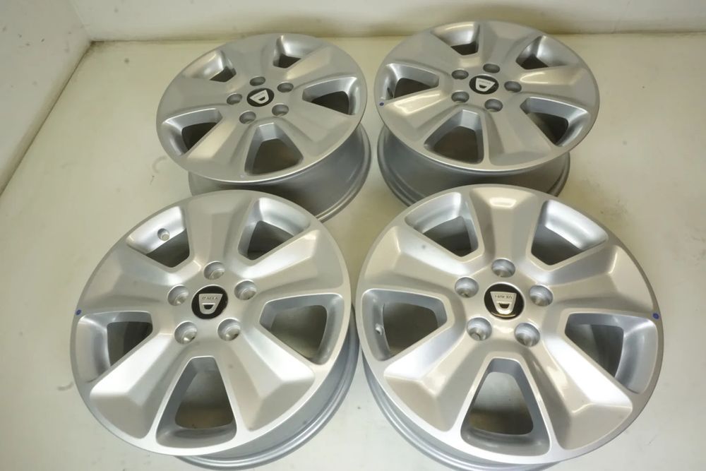 felgi aluminiowe16 dacia duster et50   5x114,3 nowe oryginał