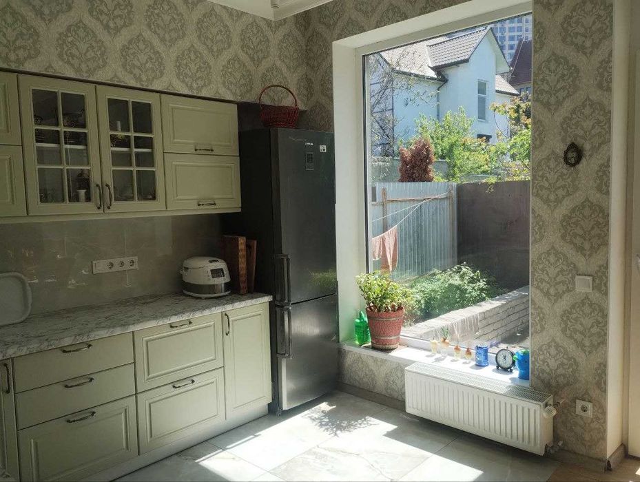 Новый дом в Аркадии. Гараж, газовое отопление