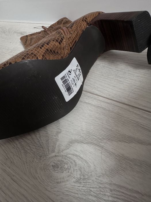 Міні чобітки жіночі