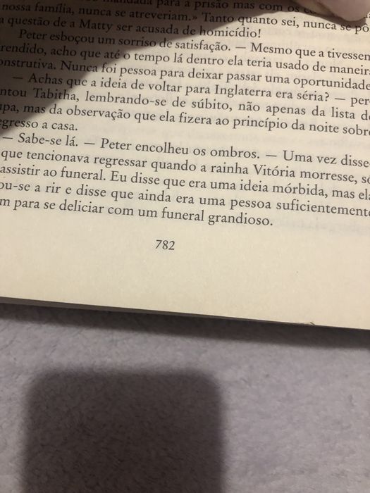 Livro Segue o Coração de Lesley Pearse