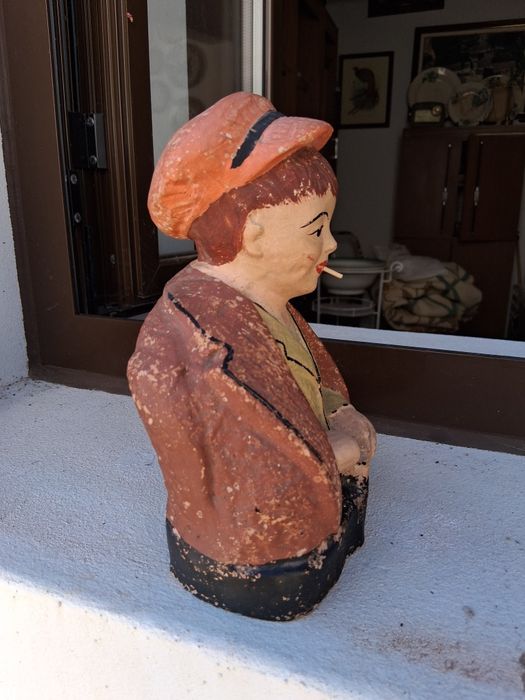 Busto Jogador de Cartas em terracota. Coimbra
