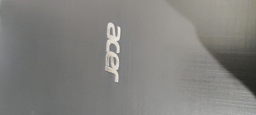 portáteis Acer  i5 8 gb 250 SSD  15.6