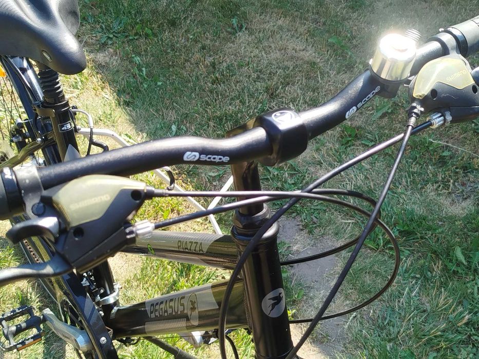 Rower Trekkingowy Miejski PEGASUS PIAZZA Koła 28 Cali Rama Alu 45 cm 18 cali Prądnica w Kole