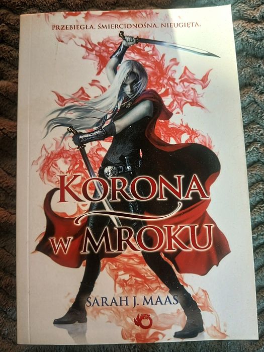 Korona w Mroku Sarah J. Maas