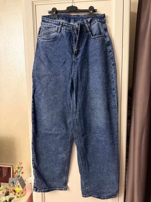 Джинси жіночі прямі / mom fit, синій денім, високая посадка