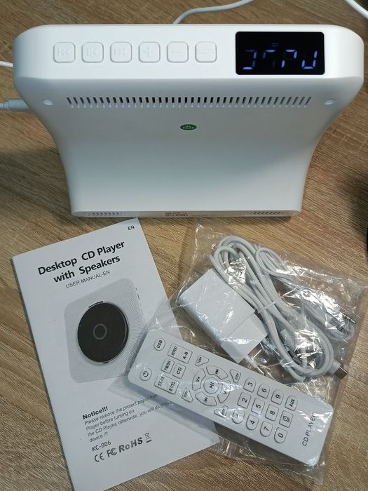 Багатофункціональний настільний CD-плеєр 8 в 1 ROADOM / Bluetooth / FM / USB