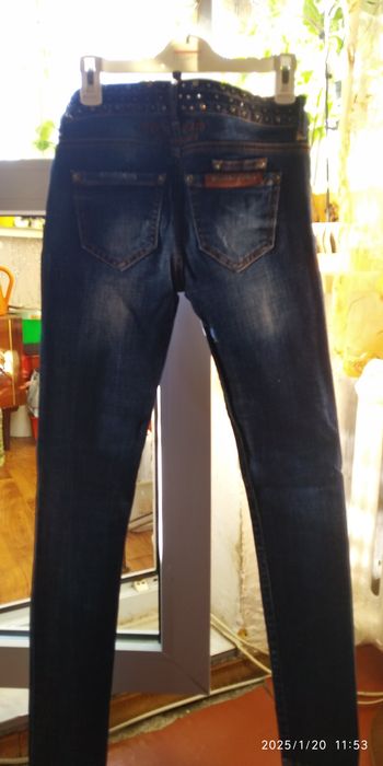 Джинсы AMN р. 25