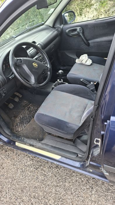 Opel corsa b 2000 1.2 16 válvulas