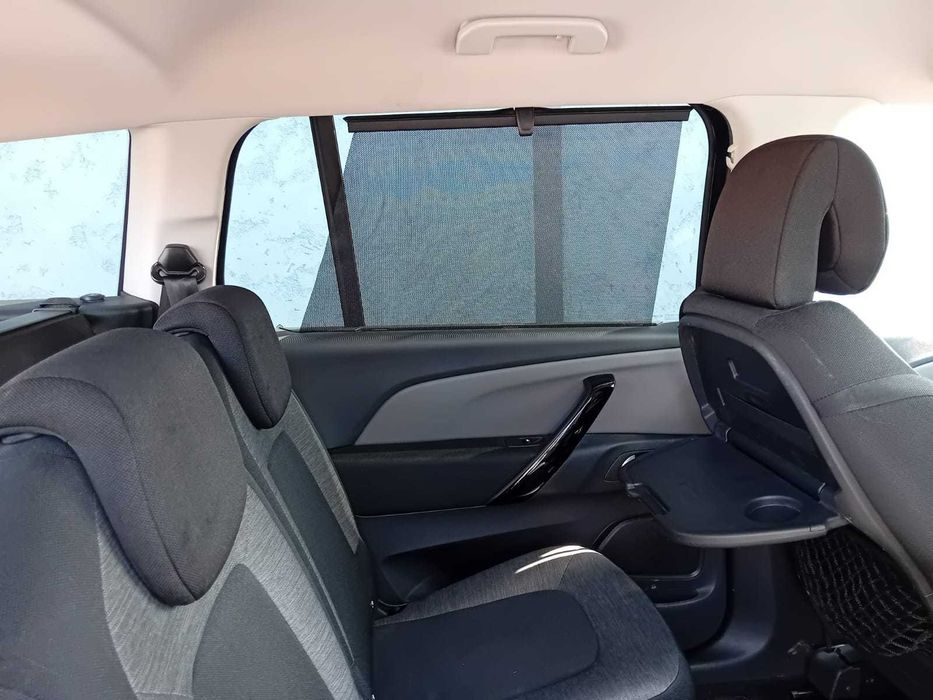 Citroen C4 Grand Picasso 1.6 bluehdi - 7 lugares - Nacional