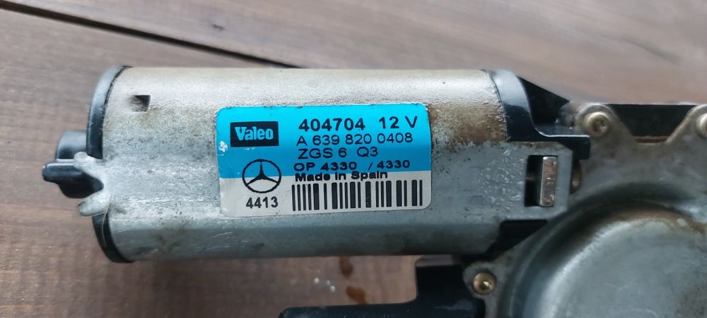 Моторчик скло очисника ляди віто 639