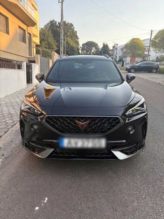 Cupra Formentor 1.4 e-Hybrid de 204 cv (Plug-in) – Como Novo – Apenas 16.503 km!