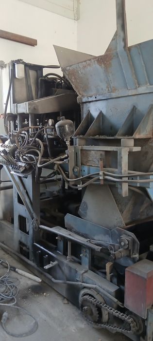 Wibroprasa pustaczarka