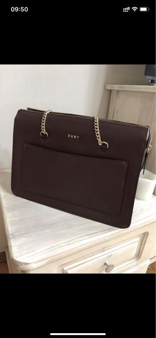 DKNY bolsa borgonha cor