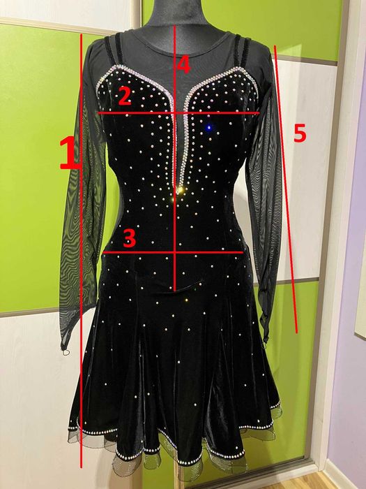 Sukienka do tańców latynoamerykańskich łacina taniec towarzyski czarna